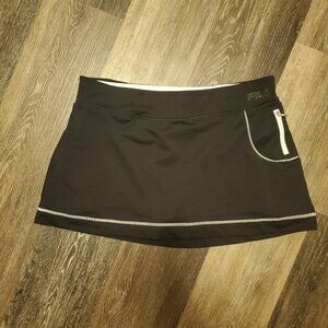 Women's FILA SPORT Skort. Size L, Black w/white trim, Zip Pocket, Great Cond!